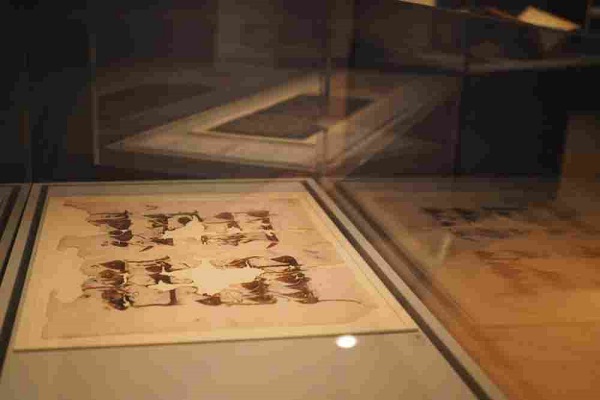 عرض مخطوطة قرآنیة نادرة فی متحف أکسفورد