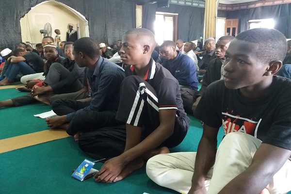 Sciiti della Tanzania in lutto per martirio Imam Hoseyn(AS)