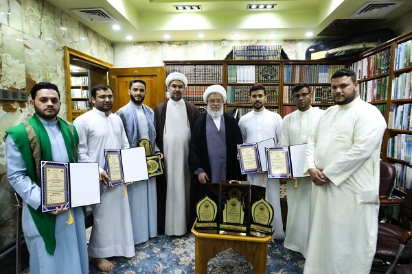 بالصور..تكريم حفظة وقراء العتبة الحسينية الفائزين بمسابقة النخبة الوطنية في العراق