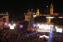 إحتفالات عيد الميلاد تعود إلى بيت لحم بعد عامين من حرب غزة + صور