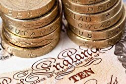 مَنْ أَطْلَقَ طَرْفَهُ اجْتَلَبَ حَتْفَهُ