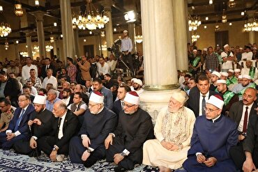 Feier zum Geburtstag des Propheten (Friede sei mit ihm) in der Imam-Hussein-Moschee (Friede sei mit ihm) in Kairo + Fotos und Videos