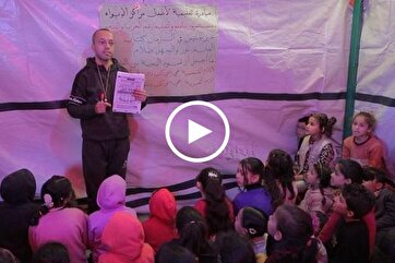 Education Amid War: Gaza Teacher Establishes Tent School