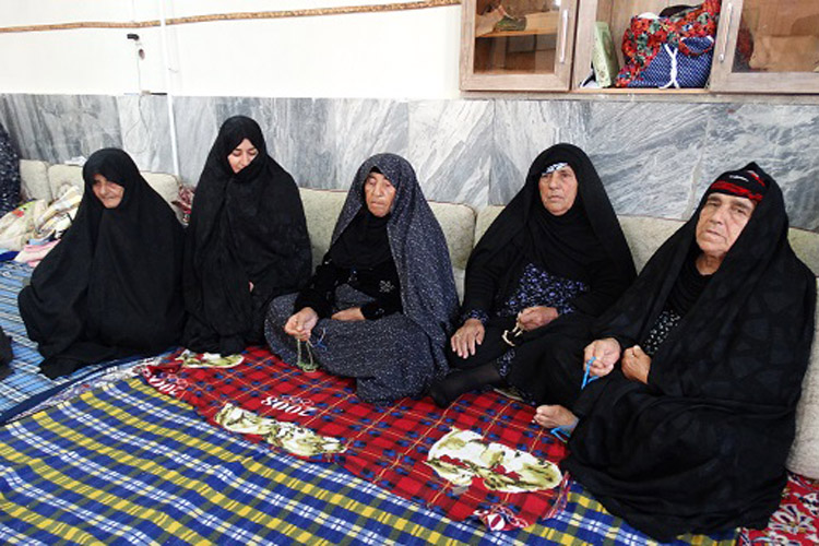 مراسم معنوی در 170 مسجد لرستان در حال برگزاری است