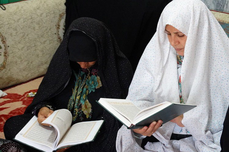 مراسم معنوی در 170 مسجد لرستان در حال برگزاری است