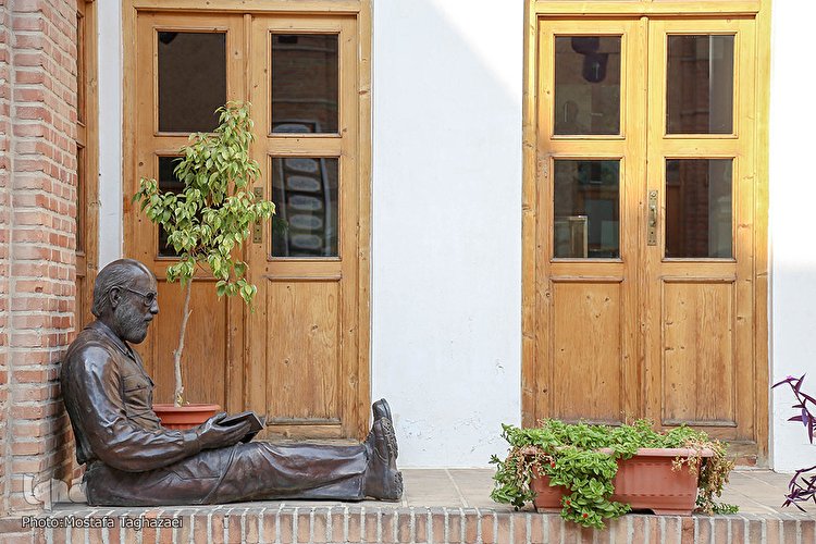 گذری در خانه موزه شهید چمران