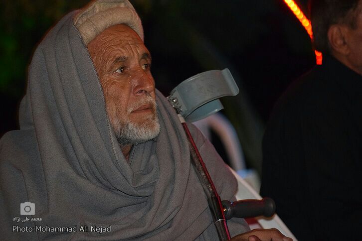 حضور زائران اربعین در موکب مردمی امام خامنه&zwnj;ای خرم&lrm;آباد