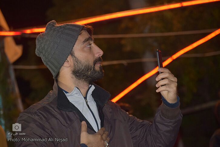 حضور زائران اربعین در موکب مردمی امام خامنه&zwnj;ای خرم&lrm;آباد