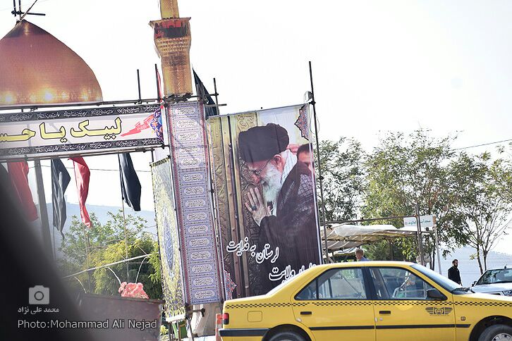 حضور زائران اربعین در موکب مردمی امام خامنه&zwnj;ای خرم&lrm;آباد