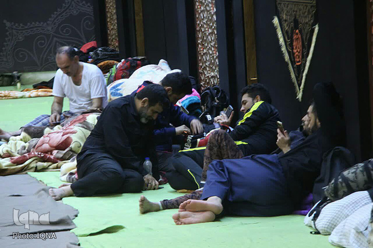 اسکان زائران اربعین حسینی در موکب ابوالفضل(ع) لرستان در نجف اشرف