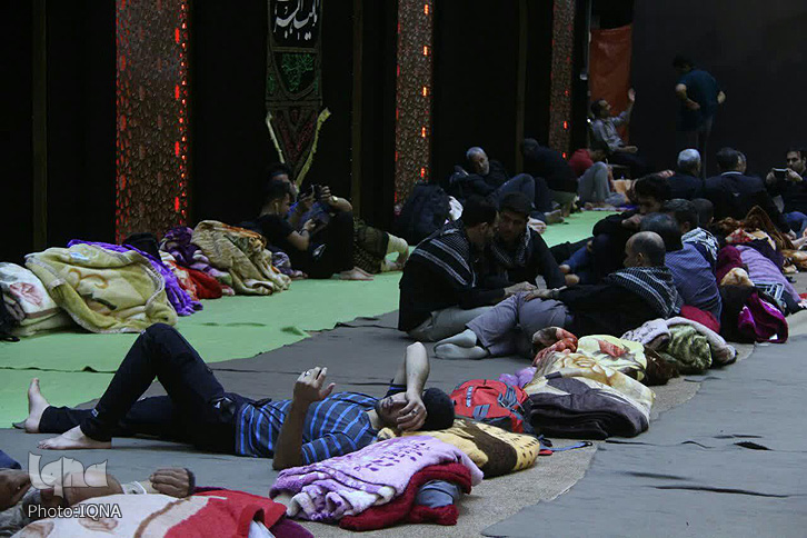 اسکان زائران اربعین حسینی در موکب ابوالفضل(ع) لرستان در نجف اشرف