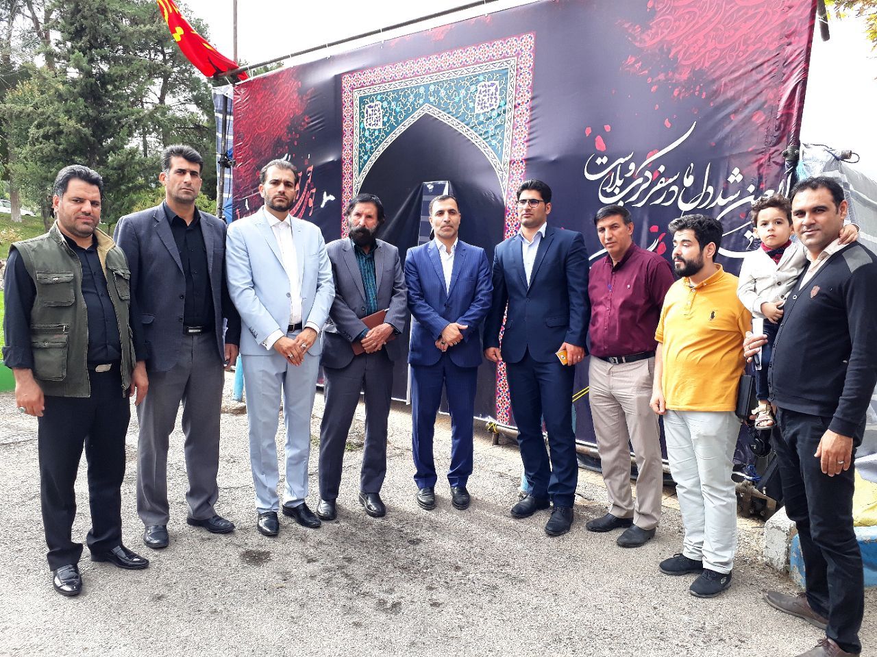 گزارش تصویری از خدمت&zwnj;رسانی شهرداری خرم&lrm;آباد به زائران اربعین