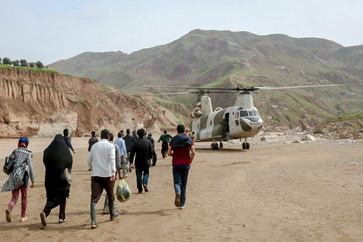 ۶۲۰ سورتی پرواز بالگرد در لرستان