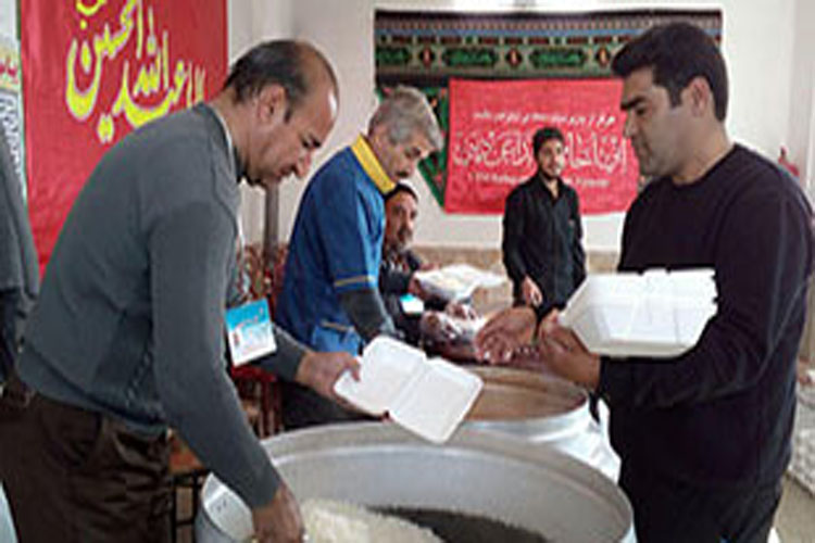 فعالیت 20 موکب اربعین در مناطق سیل&zwnj;زده لرستان