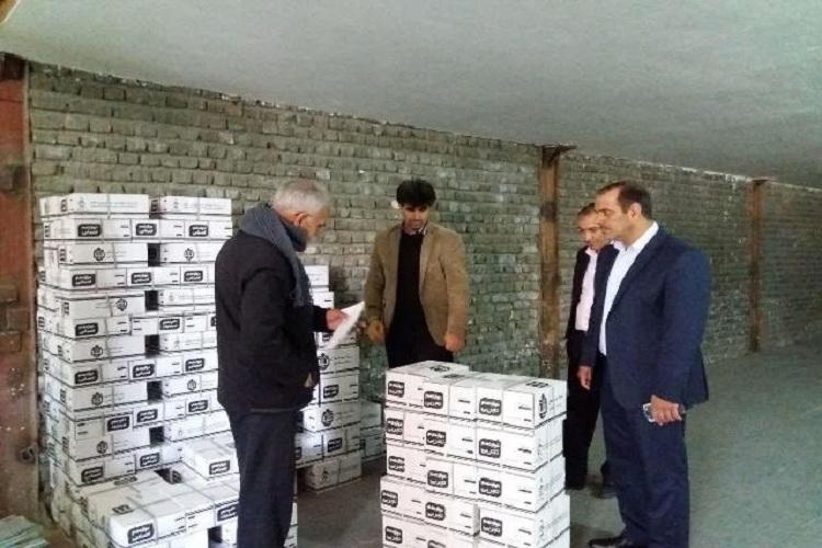 توزیع 383 بسته آموزشی بین دانشآموزان مناطق کمتر توسعه یافته لرستان توزیع 383 بسته آموزشی بین دانشآموزان مناطق کمتر توسعه یافته لرستان