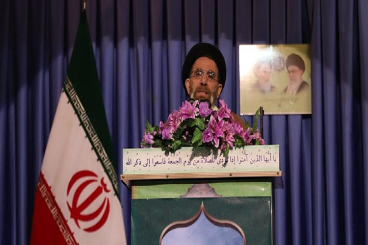 حجت‌الاسلام شاهرخی در مراسم نماز جمعه