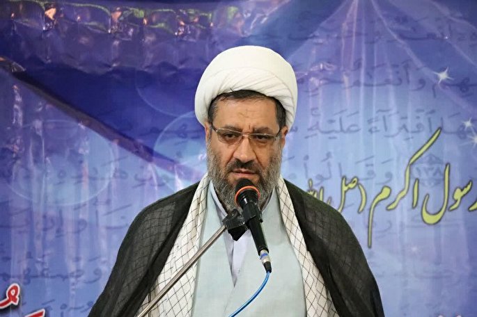 مساجد نیاز به عمران معنوی دارند