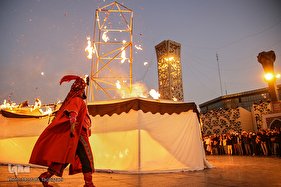 مراسم خیمه‌سوزان روز عاشورا در در میدان امام‌حسین(ع)