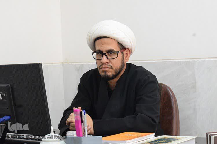 از دلائل زیارت اربعین مبارزه با جهالت است