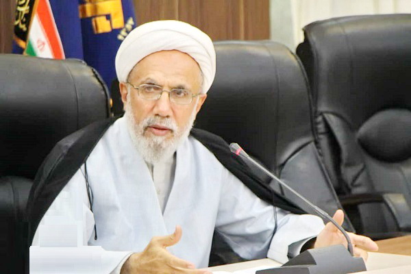 نداشتن برنامه برای تغییر وضع موجود زیبنده نظام نیست