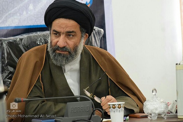 توزیع ۱۰۰۰ بسته معیشتی در لرستان