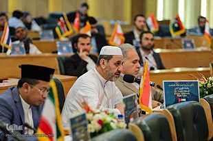 تجلیل «سمیح عثامنه» از اجرای گروه هم‌خوانی محمد رسول الله(ص) در برابر سفارت فرانسه