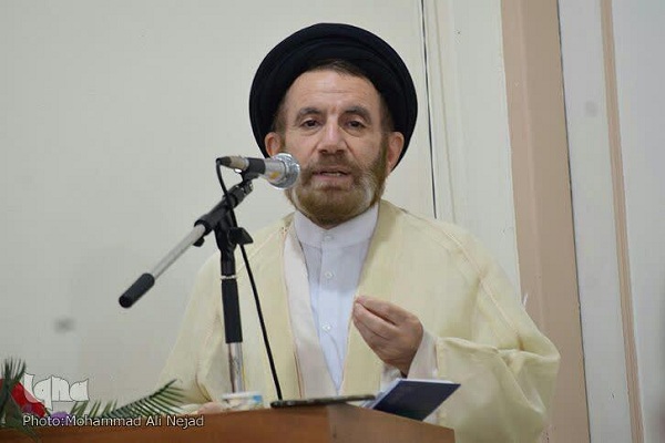 مشارکت حداکثری در انتخابات ایستادگی در مقابل دشمنان است