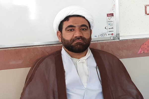 حجت&zwnj;الاسلام محمد امیری، مسئول تعلیم و تربیت سپاه ناحیه شهرستان خرم&lrm;آباد 