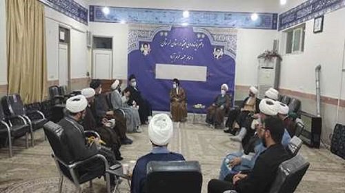 نشست روحانیون دانشگاه‌های لرستان با موضوع «جهاد تبیین» برگزار شد