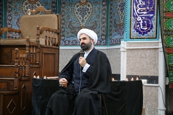 حجت‌الاسلام محمدرضا خدایی، عضو هیئت علمی دانشگاه لرستان