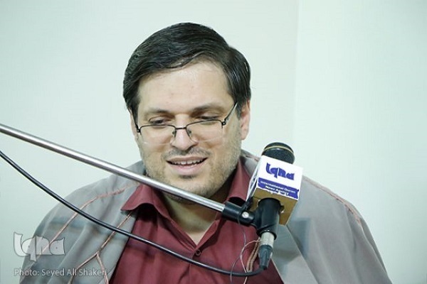 مسعود نوری قاری ممتاز کشور و نماینده ایران در شصت و دومین دوره مسابقات بین المللی قران کشور مالزی 