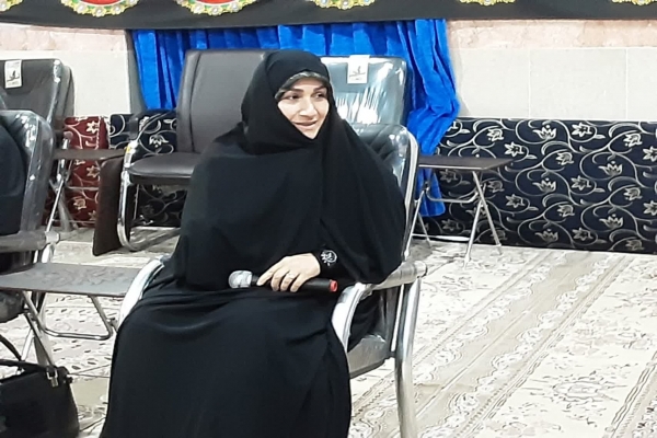 سیده فاطمه موسوی، مدیرکل فرهنگی دانشگاه فرهنگیان کشور،