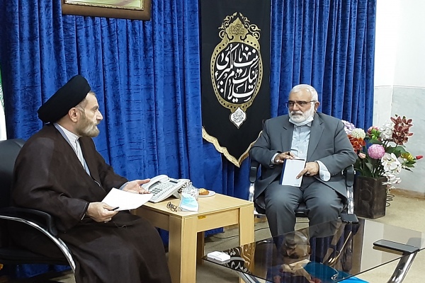 دیدار رئیس کمیته امداد کشور با امام جمعه خرم آباد دیدار رئیس کمیته امداد کشور با امام جمعه خرم آباد