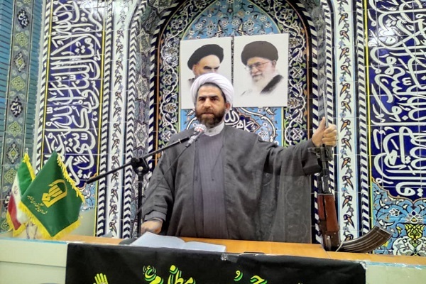 اربعین یک نماد شاخص از امت واحده اسلامی و بین‌المللی است