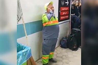 فیلم | اذان پاکبان تهرانی در مقابل حرم حضرت علی(ع)