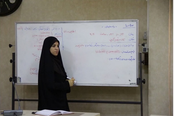 اعظم روانشاد، مدیرکل فرهنگ و ارشاد اسلامی استان لرستان