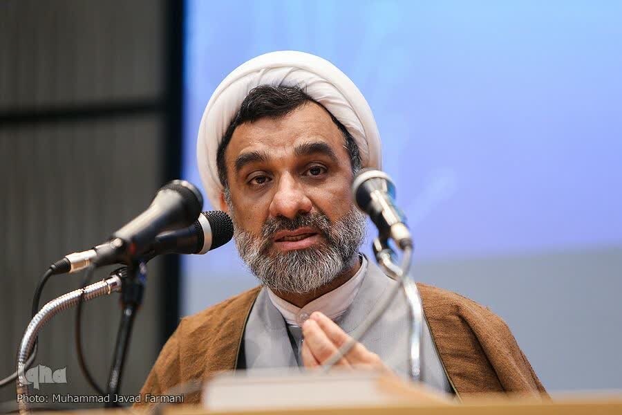 حجت‌الاسلام عبدالحسین خسروپناه، دبیر شورای‌عالی انقلاب ‌فرهنگی