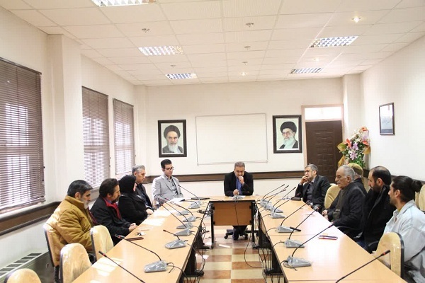 جلسه معاون ارشاد با مدیران انجمن‌های فرهنگی و هنری لرستان