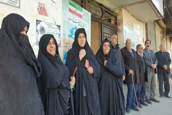 رأی‌گیری انتخابات در لرستان آغاز شد