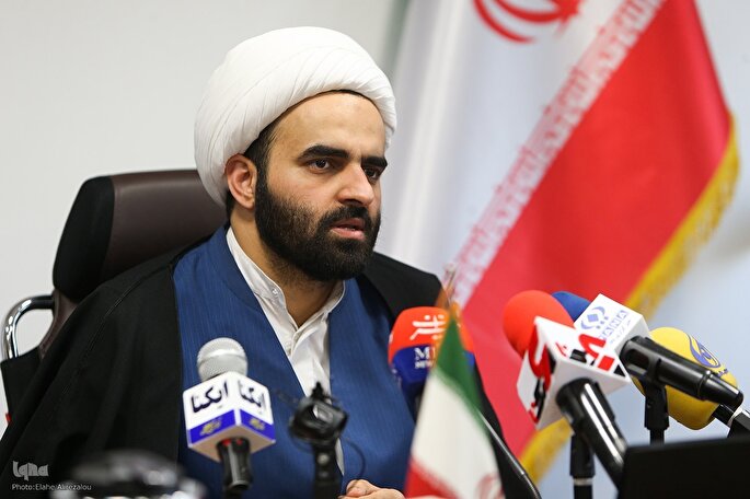 برپایی محافل قرآنی و همراهی با مسطورا در مدارس