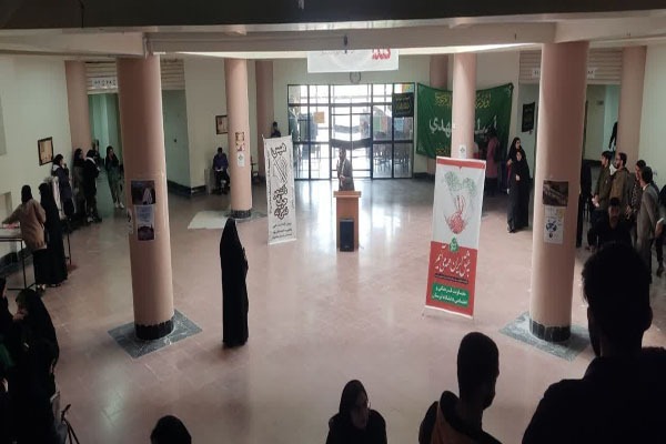 تریبون آزاد انتخاباتی در دانشگاه لرستان