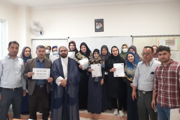تجلیل از مربیان قرآنی در گنبدکاووس