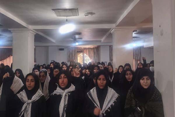 تجمع بانوان حوزوی لرستان در حمایت از فلسطین