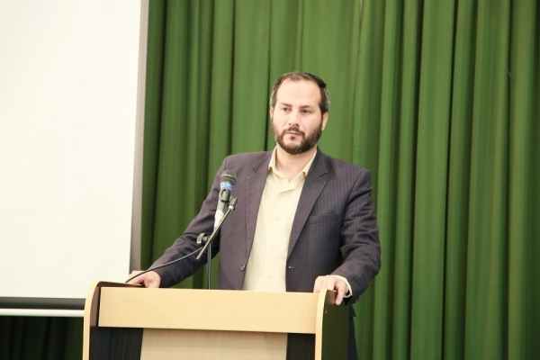 محمد حیاتی، معاون فرهنگی و اجتماعی دانشگاه لرستان
