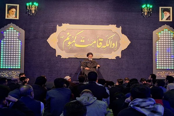 حجت‌الاسلام والمسلیمن سیدنواب موسوی، از فضلای حوزه علمیه قم