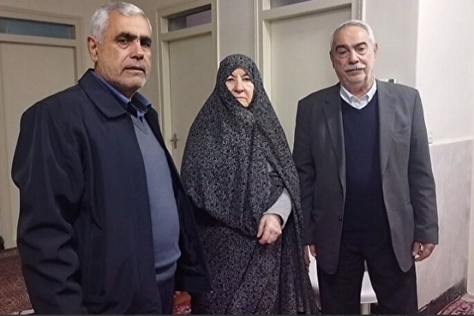 فیلم | تکریم مادر شهید «سعید گیل آبادی» به نیابت از فرزند شهیدش