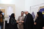 عکس | آیین تجلیل از مادران و بانوان کتابخوان در خرم‌آباد