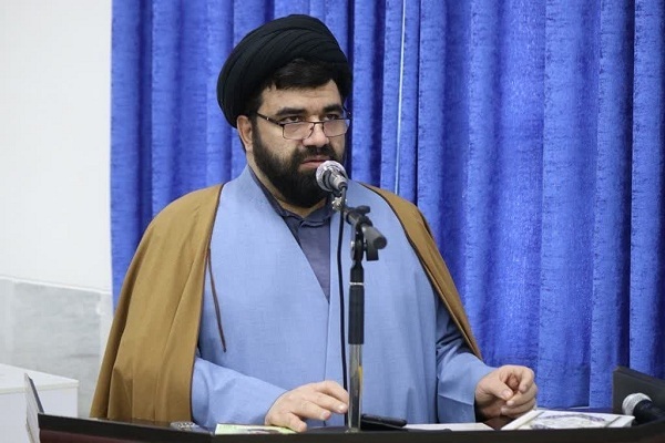 حجت‌الاسلام سیداسماعیل حسینی‌مازندرانی، رئیس عقیدتی، سیاسی نیروی انتظامی لرستان