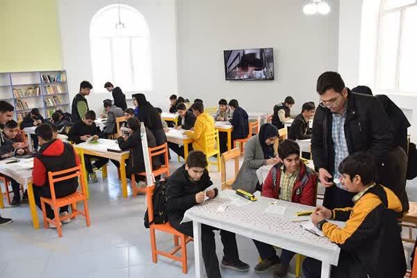 رویداد علمی و هنری «دست سازه‌های فضایی فجر۴۶» در خرم‌آباد