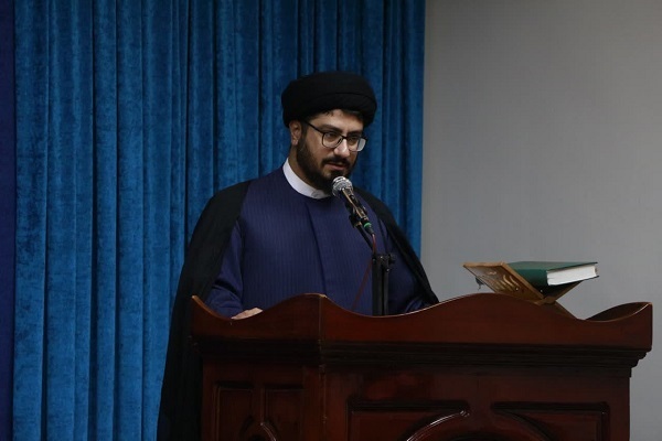 حجت‌الاسلام والمسلمین سید حسین شاهرخی، رئیس تبلیغات اسلامی شهرستان خرم‌آباد